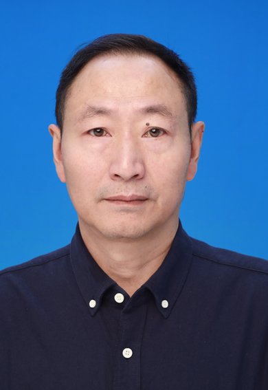 朱永贵标准照.jpg